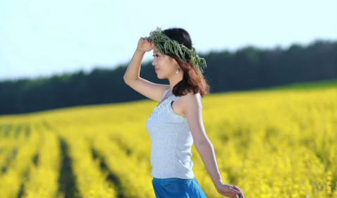 惩罚女仆扒开 用棉签和冰块：这才是家的味道